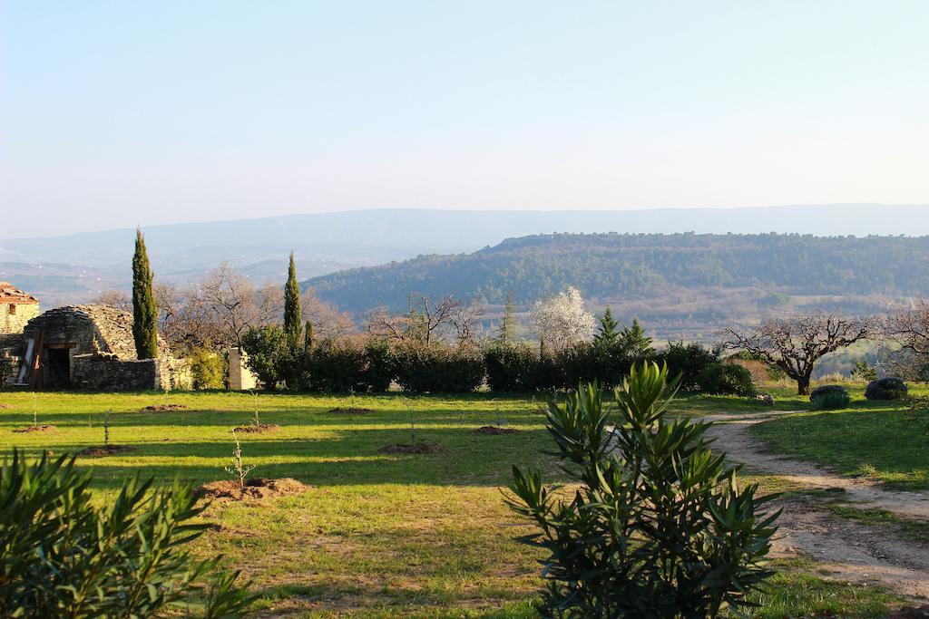 Gite Les Rapieres Gordes Bagian luar foto